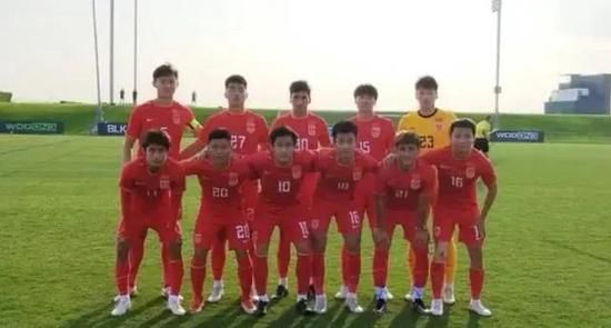 韩国和女邻居做爰2三级